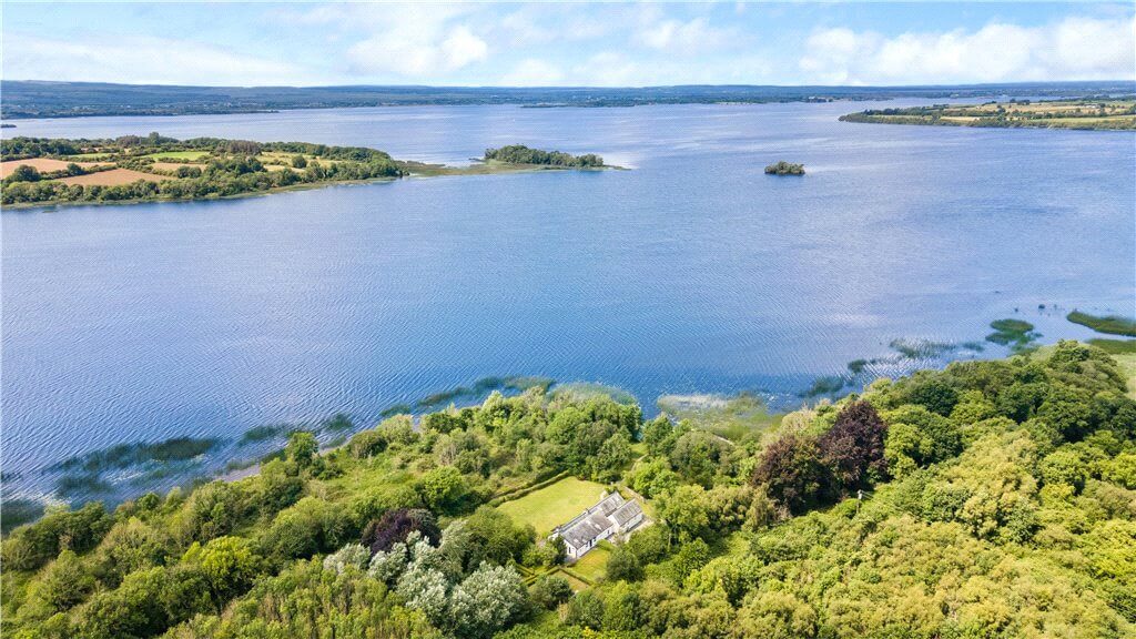Why Investors Are Eyeing Ireland’s Coastal Homes in 2025